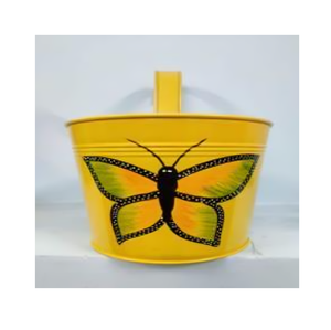 Maceta de cerámica neutra con detalles texturizados hecha para hogares contemporáneos, jardines o amantes de las plantas de interior y coleccionistas - Product Image 3