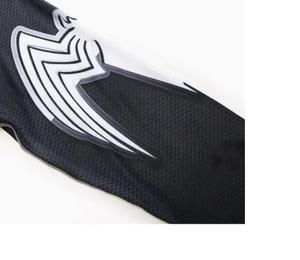 Rashguard à manches longues pour homme avec logo personnalisé, impression par transfert thermique, design respirant, protection anti-UV, modèle en polyester/spandex - Product Image 6