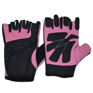Gants d'entraînement réglables demi-doigts Logo personnalisé Gants de fitness respirants pour les sports d'haltérophilie de gymnastique par GLOVES City - Product Image 1
