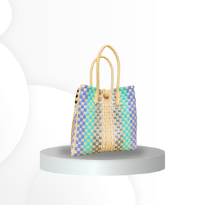 New Eco-Friendly Pink Women's Handbag Handmade in Indonesia with Recycled <b>Plastic</b> Material Weaved Design - Product Image 3