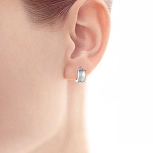 Pendientes de Botón Elegantes de Plata de Ley 925 Lisos al por Mayor, Joyería Delicada Hecha a Mano para Ella, Personalizados con Logotipo, Fabricación Personalizada OEM - Product Image 3