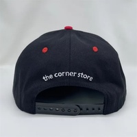 Casquette Snapback Unisexe 6 Panneaux Noire avec Bord Rouge Brodé Logo Style Urbain Ajustable Respirante Imperméable Vente en Gros
