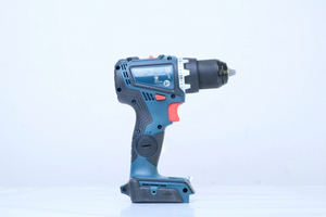 La clé à chocs sans fil GDR 18V-215 offre des performances puissantes avec une vitesse maximale de 3300 tr/min et un couple de 215 Nm. - Product Image 3