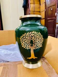 Urna Funeraria de Latón Hecha a Mano para Cenizas, Estilo Americano, Acabado Azul Dorado, Capacidad de 220 Pulgadas Cúbicas, Suministros Funerarios Personalizables - Product Image 5