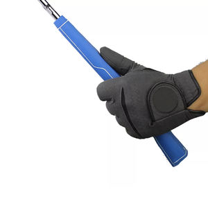 Gants de golf en PU antidérapants personnalisables avec logo et design, fermeture auto-agrippante, protection des doigts, best-seller en gros 2024 - Product Image 3