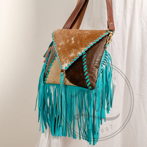 Sac à main en cuir de vachette véritable à poignée unique avec franges sculptées Sac à bandoulière bohème portable Chaînes Décoration Hiver - Product Image 1