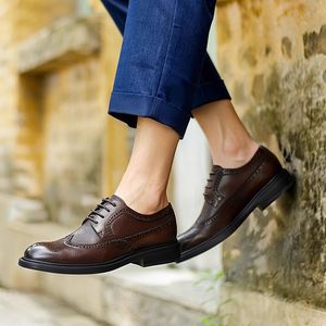 Zapatos Casuales de Negocios de Cuero para Hombre, Suela Antideslizante, Plantilla Acolchada para Usar Todo el Día, Zapatos Casuales de Cuero para Hombre - Product Image 3