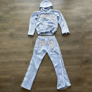 Trajes Deportivos con Bordado Chenille de Primera Calidad, Venta al Por Mayor, MOQ Bajo - Product Image 4