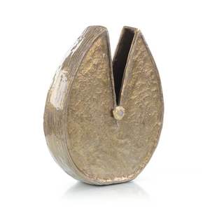 Classic & Luxury Look Metal Flower <b>Vase</b> Home Decorative for Living and Bedroom Wholesale Supply from Decorative <b>Vase</b> Supplier - Product Image 2