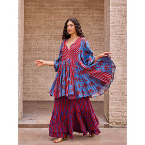 Robe midi en coton fleuri Anaya avec volants pour les fêtes - Product Image 4