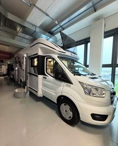 Autocaravana de Lujo 4x4 con Tracción en las Cuatro Ruedas, Mini Caravana, Remolque RV para 4 Personas, Camper Todoterreno de Fibra de Vidrio con Ducha y Baño - Product Image 3