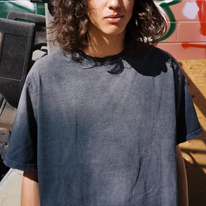 เสื้อยืดโอเวอร์ไซส์ลายกราฟิกพิมพ์โลโก้สไตล์วินเทจ ผ้าคอตตอน 100% ระบายอากาศได้ดี เป็นมิตรกับสิ่งแวดล้อม สำหรับผู้ชาย แบบย้อมสีเอซิด - Product Image 4