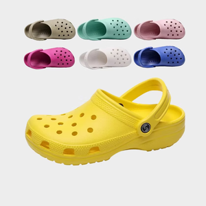 Confort universel : Sandales unisexes pour un confort tout au long de la journée - Product Image 1