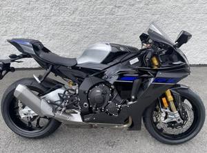 Mejores Ventas 2024 para Yamaha ZF-R1M, Lista para Enviar, Ligeramente Usada, Excelente Estado, Motocicleta Deportiva para Adultos - Product Image 2