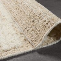 Moderner Hochwertiger Handgeknüpfter Wollteppich in Natürlicher Elfenbeinfarbe, Haustierfreundlich für Sport & Gebet - Teppiche & Sets