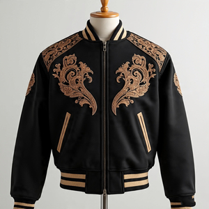 Varsity Jacket Parches bordados para hombre Manga de lana Béisbol Varsity Jacket Hombres 100% Lana Chenille Bordar Varsity Coat Mens - Product Image 2