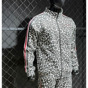 Custom Design Sweatshirt and Sweatpants Set High Quality Tracksuit Heavy Weight Flared Sweatpants and Hoodie Sets - Product Image 4