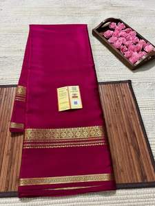 Sarees en pure soie indiens de brocart traditionnel sur mesure adaptés à une utilisation dans les mariages et idéaux pour la revente - Product Image 4