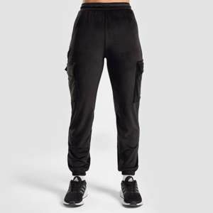 Pantalon cargo palazzo noir en velours taille haute pour femme, respirant, style décontracté et technique froissée - Product Image 1