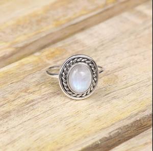 แหวนแต่งงานมูนสโตนสีเงินสเตอร์ลิงสำหรับ925ของผู้หญิงแหวนเพชรสไตล์ลาริมาร์การตั้งค่าแบบคลาสสิกส่งตรงจากร้าน - Product Image 5