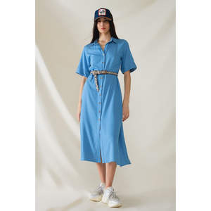 Robe chemise bleue maxi à col polo, longueur longue - Product Image 4