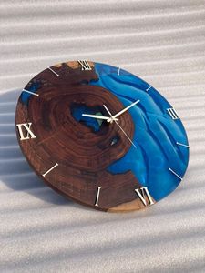 HORLOGE MURALE ÉPOXY RÉSINE UNIQUE MEILLEURE Qualité Horloge Murale Époxy en Résine de Bois Fabriquée à la Main Horloge Murale Époxy en Résine de Bois - Product Image 6