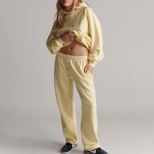 Venta al por mayor de las señoras de algodón polar Sudadera con capucha Jogger dos piezas Conjunto personalizado 3D Puff estampado chándales para las mujeres - Product Image 2