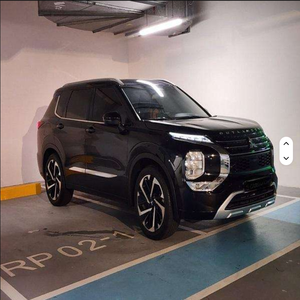 Auto Usado Equipado, <span class=keywords><strong>Mitsubishi</strong></span> <span class=keywords><strong>Outlander</strong></span> Edición Limitada 2024, SUV Usado, Listo para Enviar - Product Image 1
