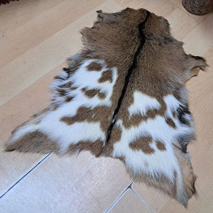 Estilo turco piel de oveja piel de cabra piel de cordero tamaño personalizado barato OEM mejor venta 100% alfombras de cuero calentado - Product Image 2