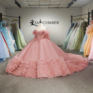 Vestido de quinceañera de tul con capas y volantes pesados, color rosa empolvado, modelo Dy8526, ideal para bailes de graduación y concursos de belleza, marca Jancember. - Product Image 6