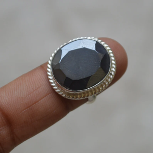 Piedra preciosa de azabache negra facetada ovalada Plata de Ley 925 Obsidiana negra Anillo llamativo delicado Joyería de piedras preciosas naturales Premium - Product Image 4