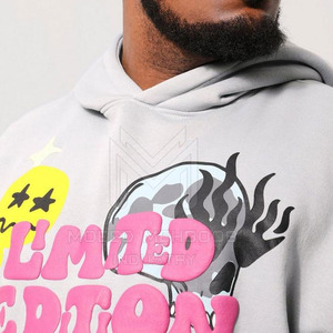 เสื้อมีฮู้ดสำหรับผู้ชายในฤดูหนาวผ้าฝ้ายโอเวอร์ไซส์พิมพ์ลายพัฟผ้าฝ้ายโอเวอร์ไซส์แบบเรียบออกแบบโลโก้ได้ตามต้องการ - Product Image 4