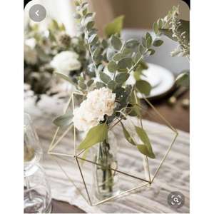 Tout dernier centre de table en métal doré enduit de poudre pour décoration de mariage luxueuse - Product Image 3