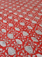 Nappe en coton imprimé floral fait à la main, couleur personnalisée moderne, tailles personnalisées Table à manger française de Noël, Table élégante