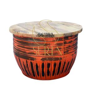 Mesa de centro de madera maciza industrial india con diseño de mesa de centro de muebles de sala de estar de diseñador comercial de metal desgastado - Product Image 1