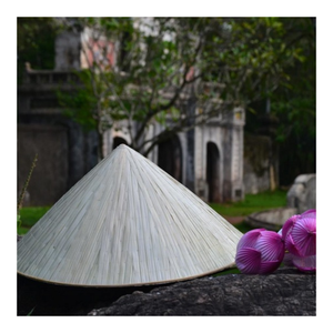 หมวกทรงกรวยใบปาล์มทำด้วยมือจากไม้ไผ่จากเวียดนาม-น้ำหนักเบาระบายอากาศได้ดีเหมาะสำหรับการท่องเที่ยวกลางแจ้งนิทรรศการทางวัฒนธรรม - Product Image 4