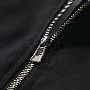 เสื้อแจ็คเก็ตบอมเบอร์คอตั้งสำหรับผู้ชายไซส์ใหญ่คุณภาพสูง ผลิตตามสั่ง แห้งเร็ว ระบายอากาศได้ดี บริการ OEM ผลิตในปากีสถาน - Product Image 3