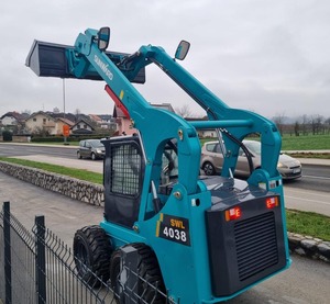 Minicargadora Compacta Sunward Earthmoving SWL4038 de 1 Tonelada para Jardinería y Agricultura - Product Image 1