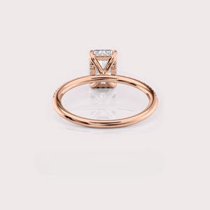 Bague pavée en diamant de laboratoire taille radiant en or rose 14 carats |   Bague de fiançailles personnalisée - Product Image 4