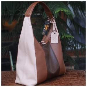 Quality Product Djoen <b>Leather</b> <b>Hobo</b> <b>Bag</b> Triple-Tone Genuine <b>Leather</b> Shoulder <b>Bag</b> for Timeless Everyday Style From Indonesia - Product Image 3