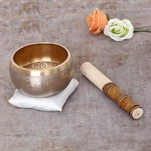 Cuenco para cantar martillado Metal sólido hecho a mano con acabado dorado para meditación Yoga y prácticas de relajación Cuencos para cantar - Product Image 4