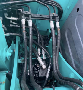 Excavatrice sur chenilles d'occasion Kobelco SK75-8 de 7 tonnes avec excellent moteur CAT, petite pelle hydraulique d'occasion pour travaux de terrassement - Product Image 5