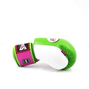 Gants d'entraînement professionnels de haute qualité, sur mesure, pour jeunes et adultes, pour le kick-boxing et le Muay Thai, en cuir de vachette véritable, fermeture à lacets - Product Image 3