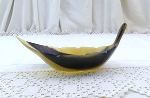 Bol en corne de buffle en forme de feuille fait à la main et poli parfait pour la décoration de table rustique accessoire de cuisine écologique et unique - Product Image 3