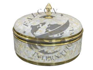 Dernier nouveau design Hotpot en métal personnalisé fini Designer Home Ware Casserole forme ronde en bois chauffe-plats - Product Image 4