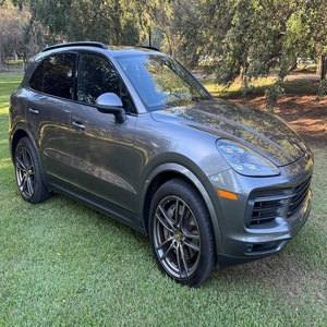El Porsche Cayenne S 2020 Más Genial - Product Image 1