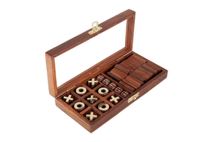 Ensemble de jeux de salon 3 en 1 en bois artisanal |   28 dominos, 9 jetons de tic-tac-toe et 5 dés en bois, jeux en bois pour enfants - Product Image 3