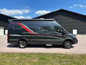 Mini Sprinter Hiace 2024, Motor Turbo de 4.5L, Caja de Cambios Automática, Volante a la Izquierda, Asientos de Cuero, Control de Crucero, Tracción Trasera Hidráulica - Product Image 3