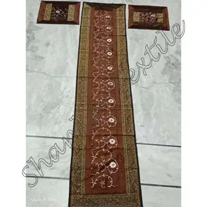 Banarsi broccato Runner da tavola in seta broccato decorazioni per matrimoni arazzo indiano Banarsi Sari di seta Gypsy Vintage broccato Runner da tavola