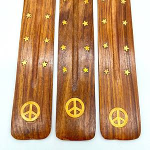 Porta Incienso de Madera de Pino con Incrustaciones de Latón, Hecho a Mano, Ecológico, Duradero, con Aromaterapia para Uso Aromático y Difusor - Product Image 5